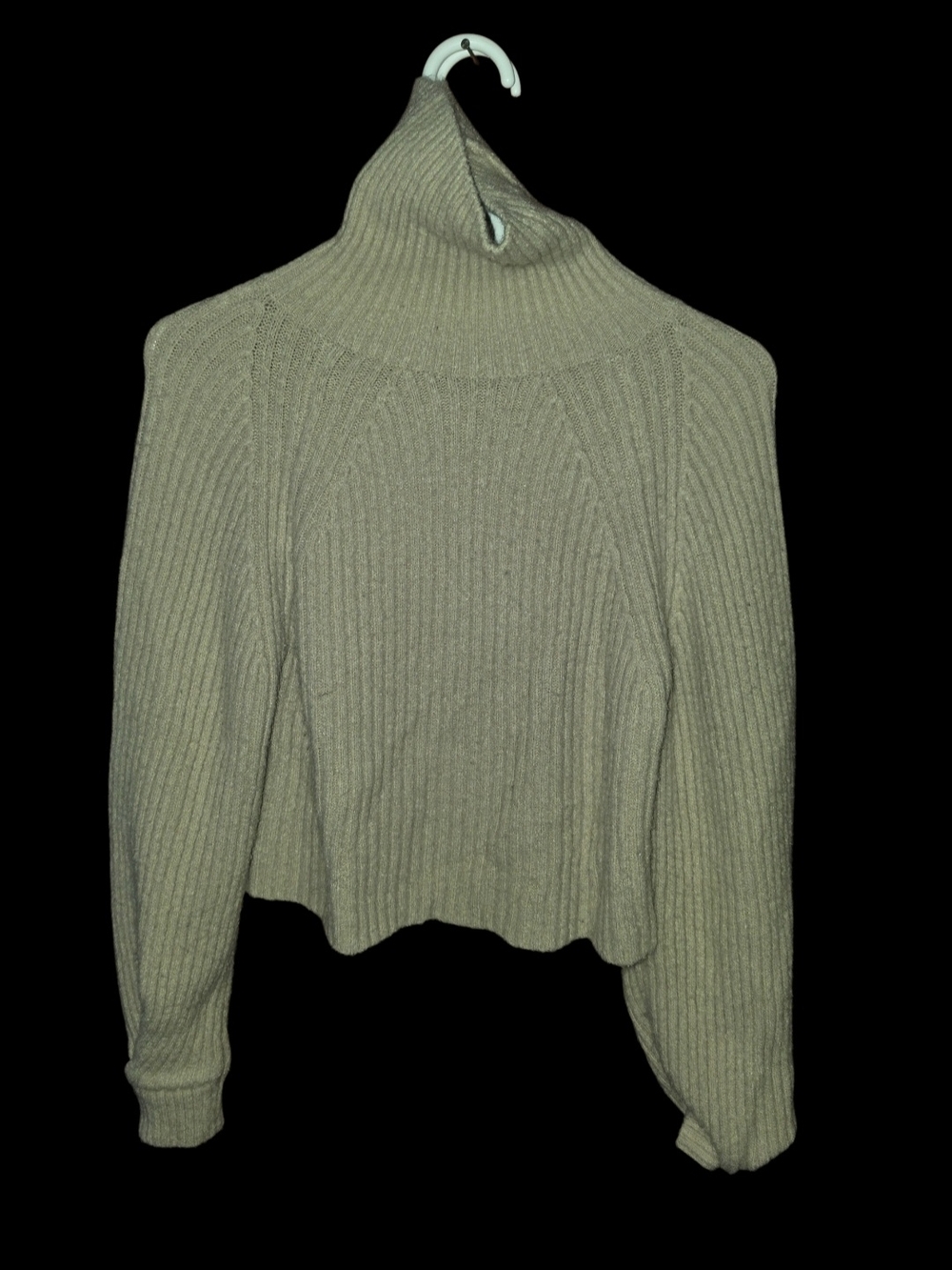 4/8/186. Missguided Womenz Gray Ribbed Turtleneck Sweater
